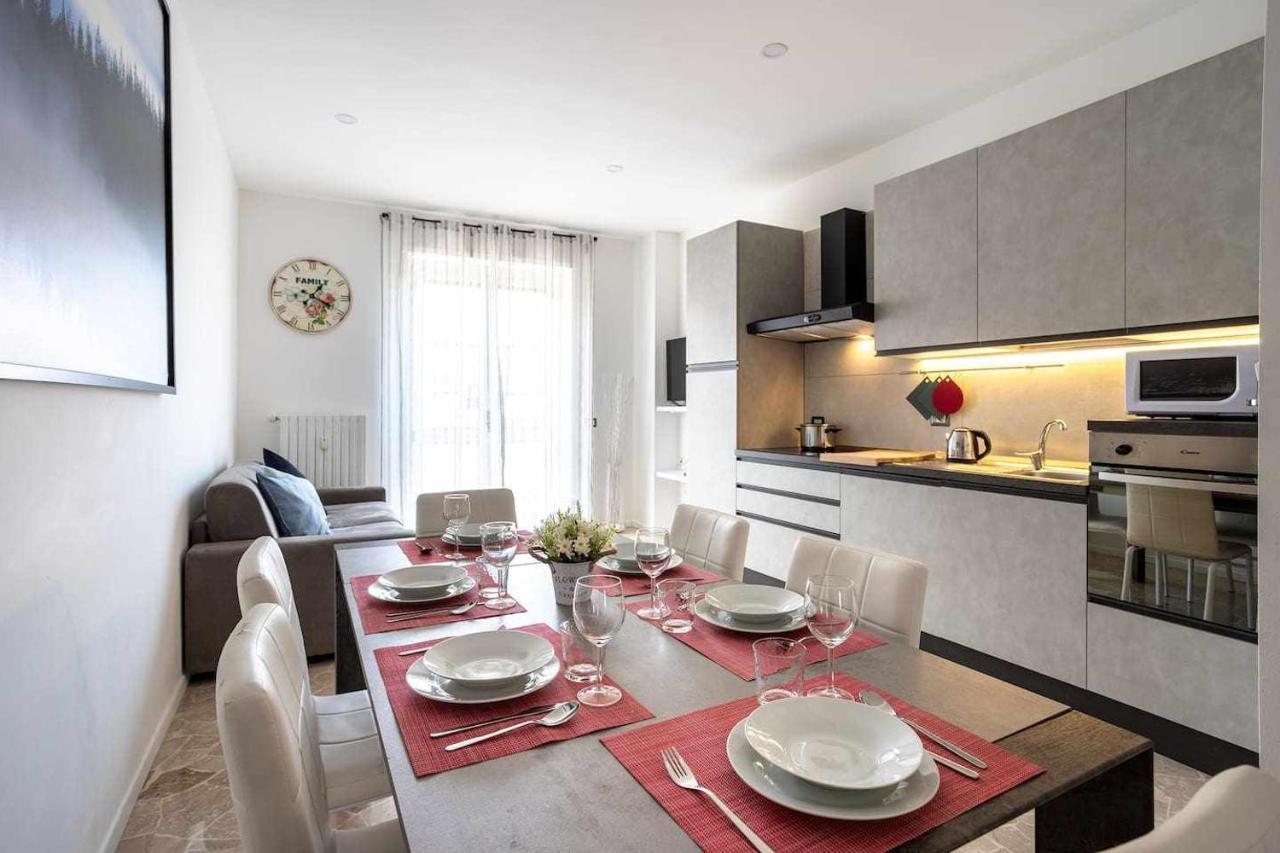 Milano City Apartments - Parking And Comfort - Spacious Apt Up To 8 Pax Esterno foto